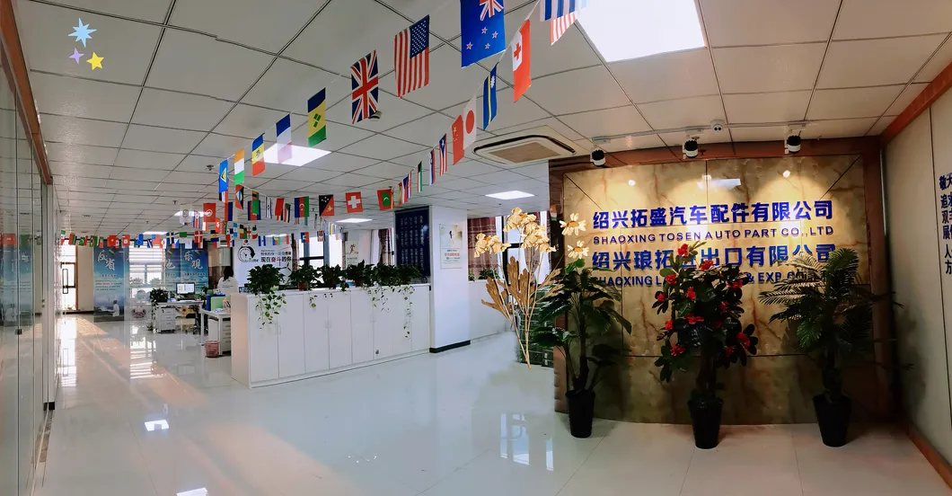 Power Steering Gear Box 4411060020 for Toyota